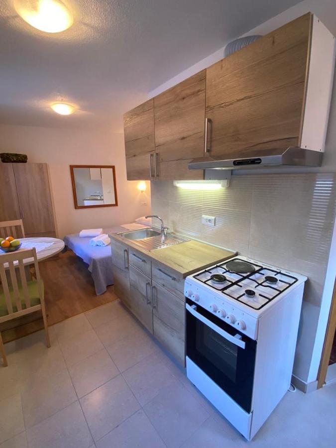 Milea Hotel Makarska Buitenkant foto