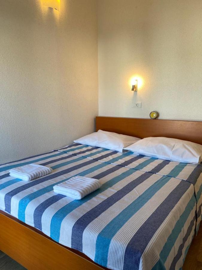 Milea Hotel Makarska Buitenkant foto